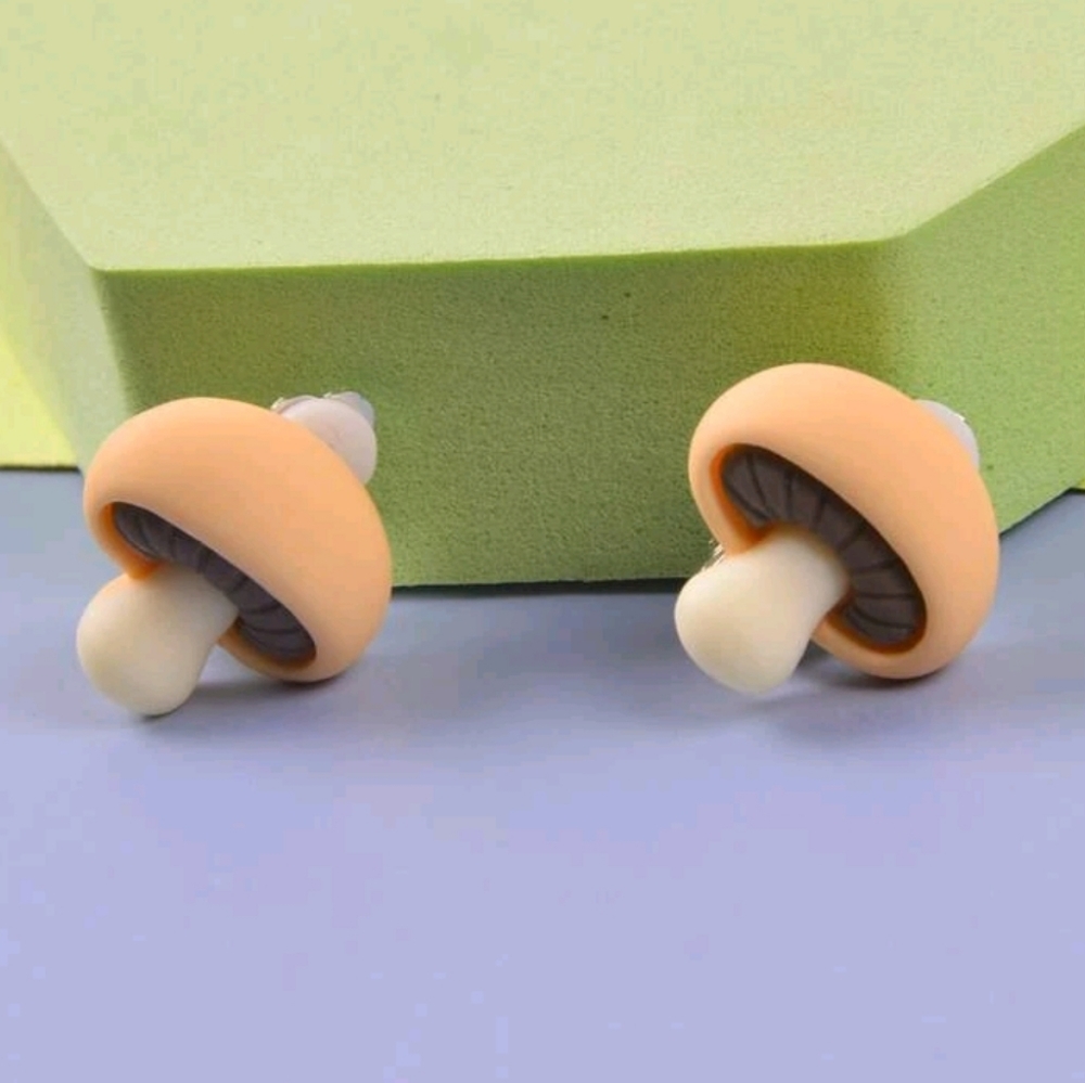 Mushroom clip on earrings